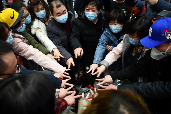 鹽城中健康復(fù)醫(yī)院為一線白衣天使點贊！165支醫(yī)療隊19916人馳援湖北！